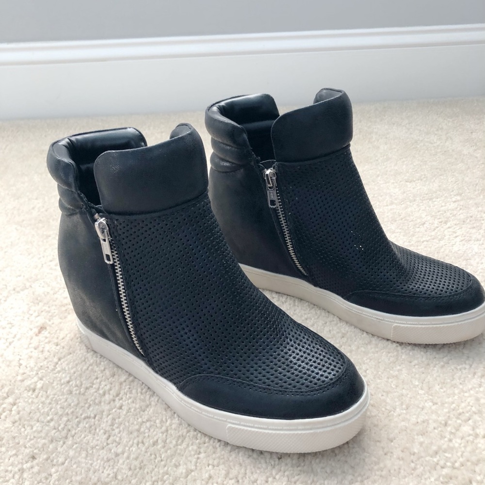Target Sneaker Wedges NWT